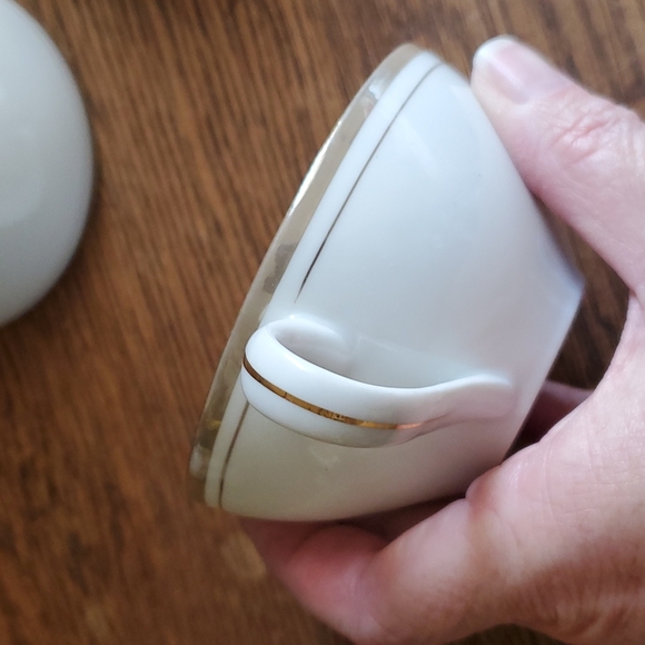 Set of 4 Translucent Porcelain Royalton China Tea Cups - Picture 5 of 8